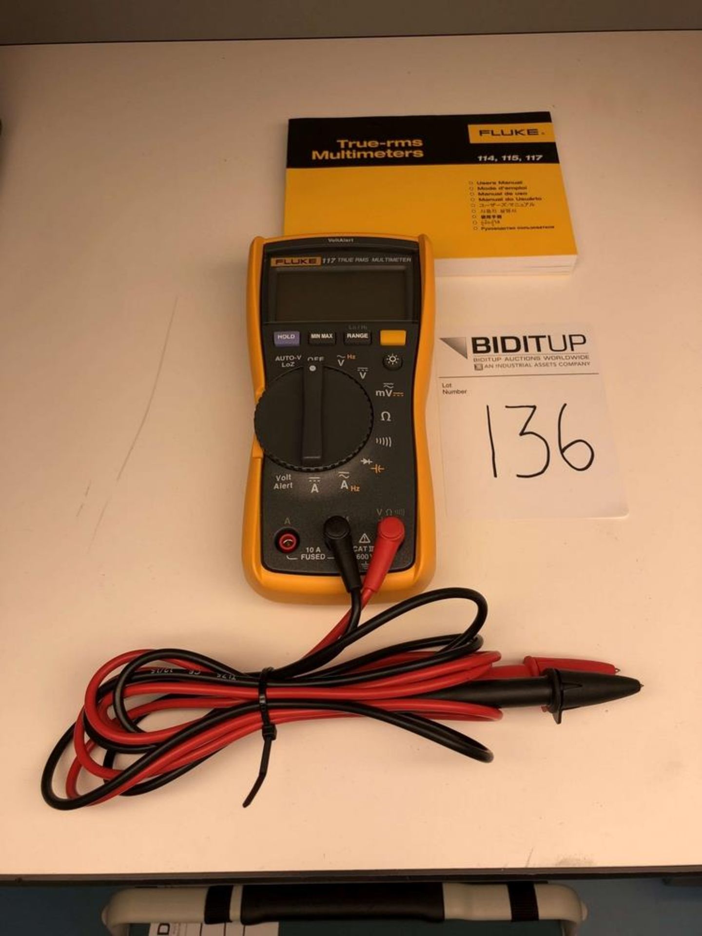 Fluke 117 True RMS Multimeter