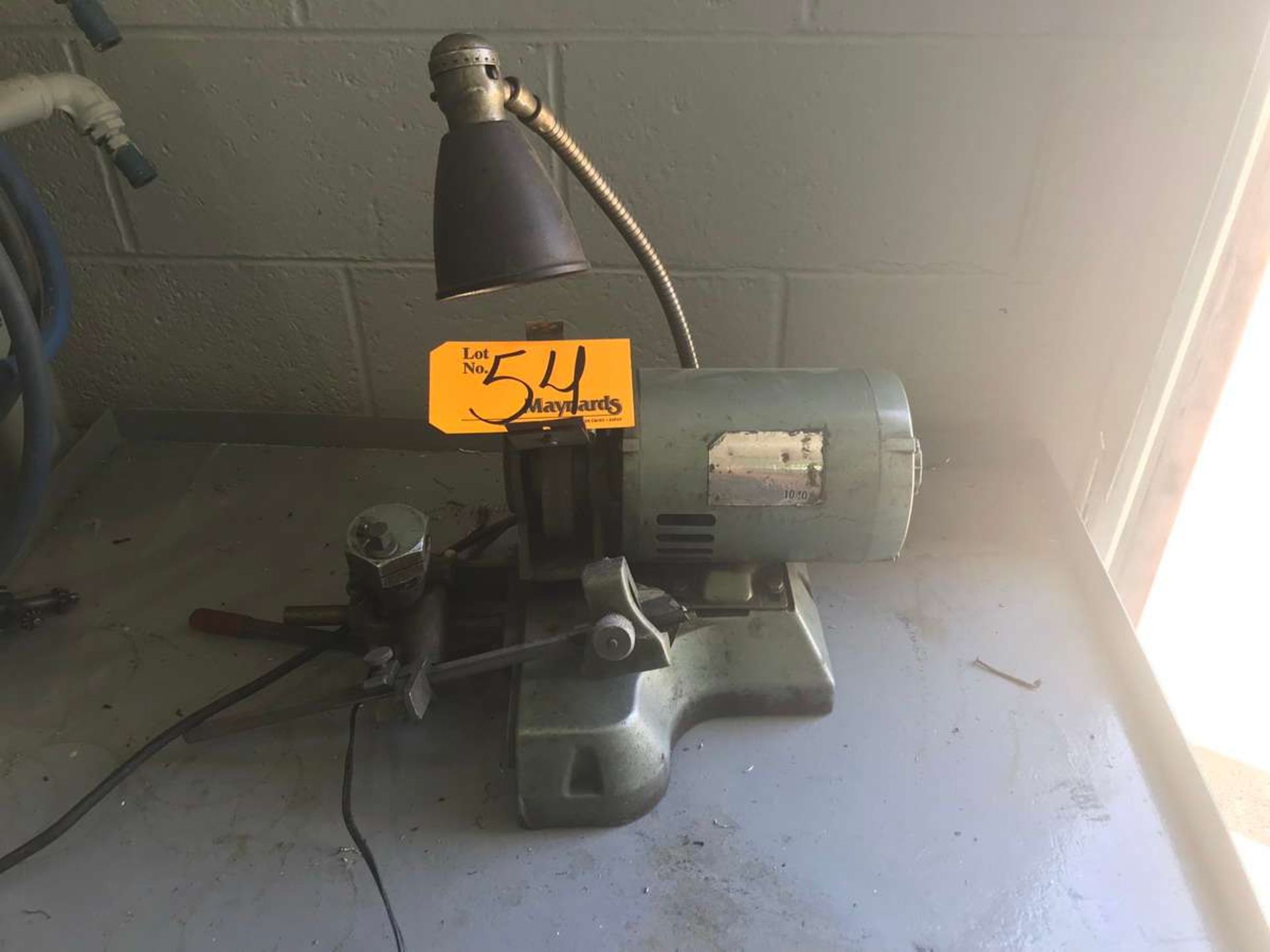 Westing House 325P240 Grinder/ Drill Sharpener - Image 2 of 7