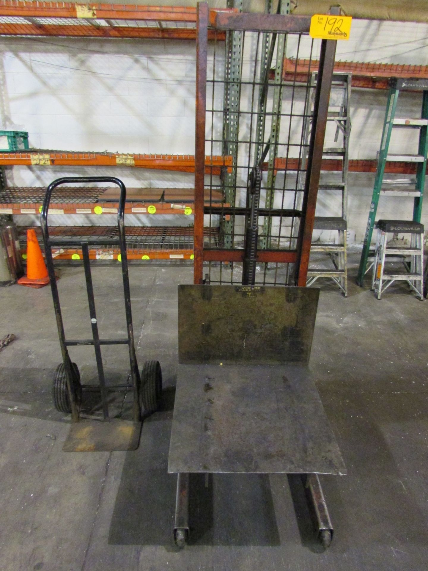 Economy Engineering Co W-54 Hydraulic Platform Lift Cart - Image 2 of 5