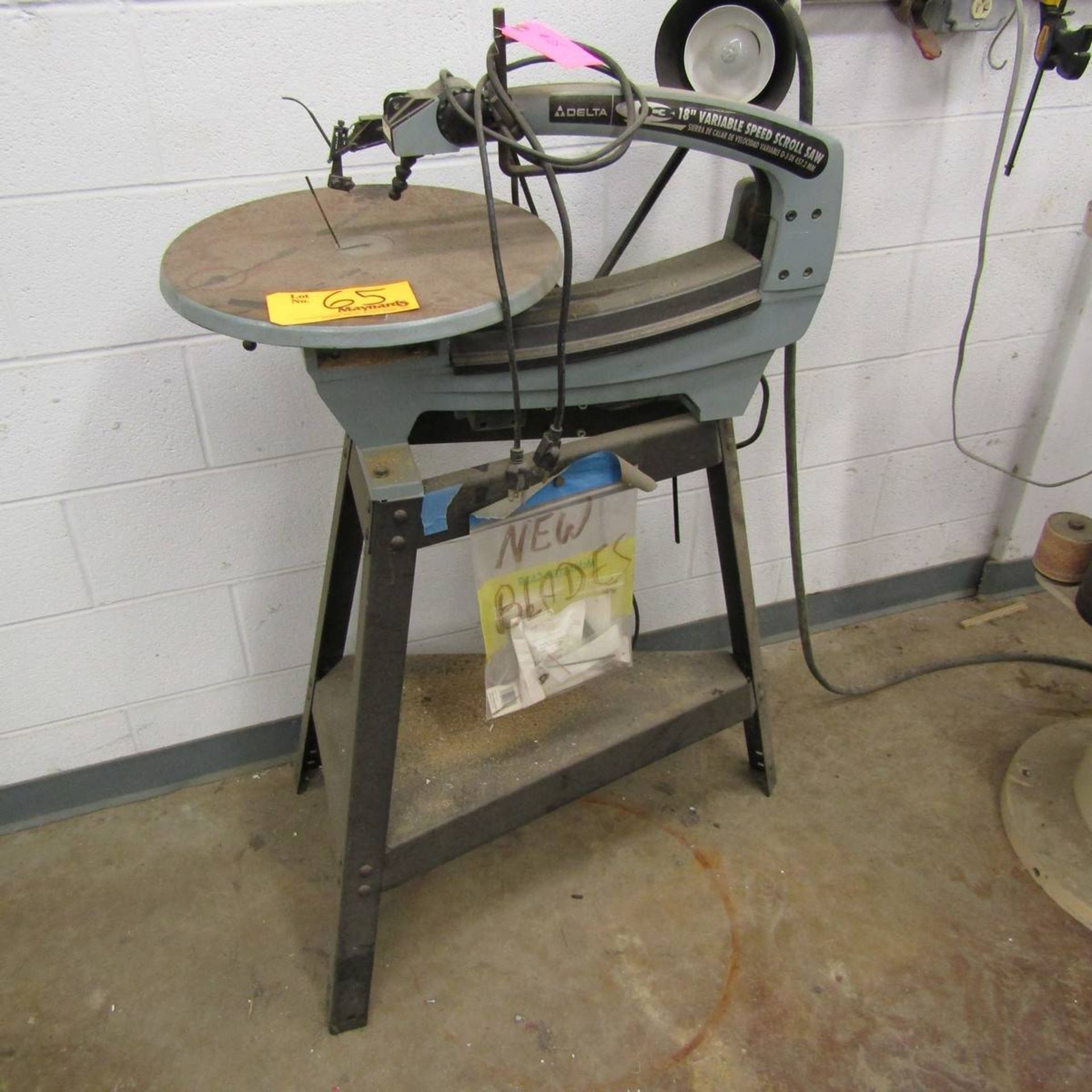 Delta 18" Variable Speed Scroll Saw