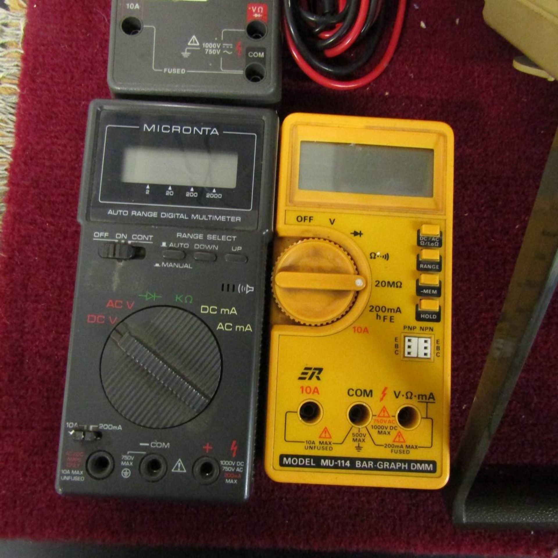 Lot of Electrical Testing Equipment to Include: - Image 5 of 6