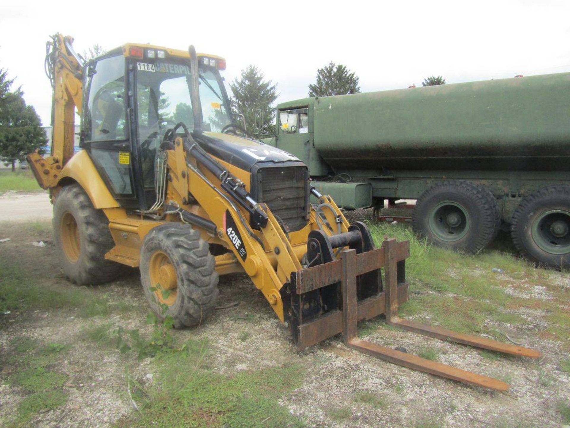 2008 Caterpillar 420E 1T Loader/Backhoe - Image 3 of 12