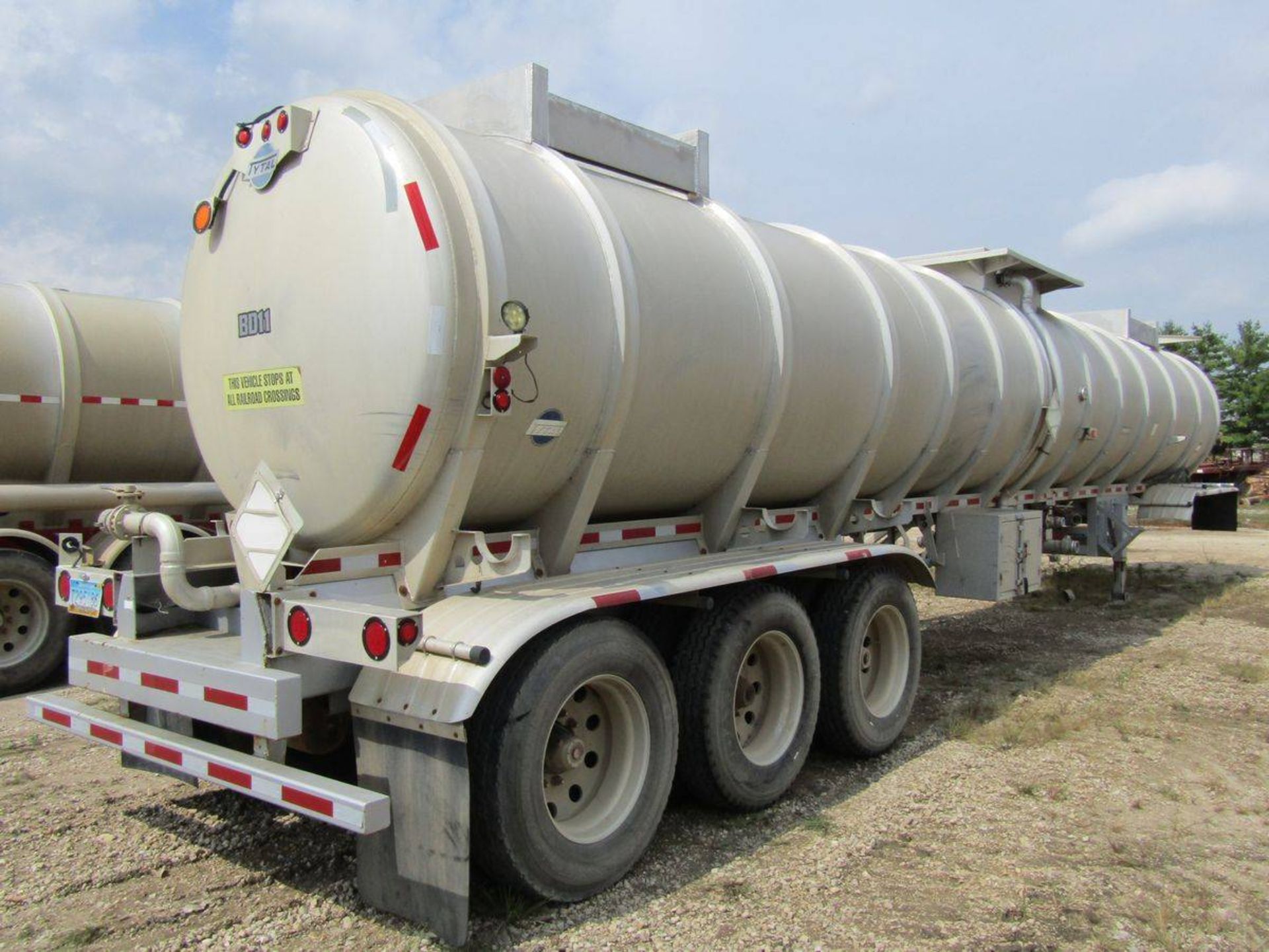 2012 Tytal Tanker Trailer - Image 3 of 11