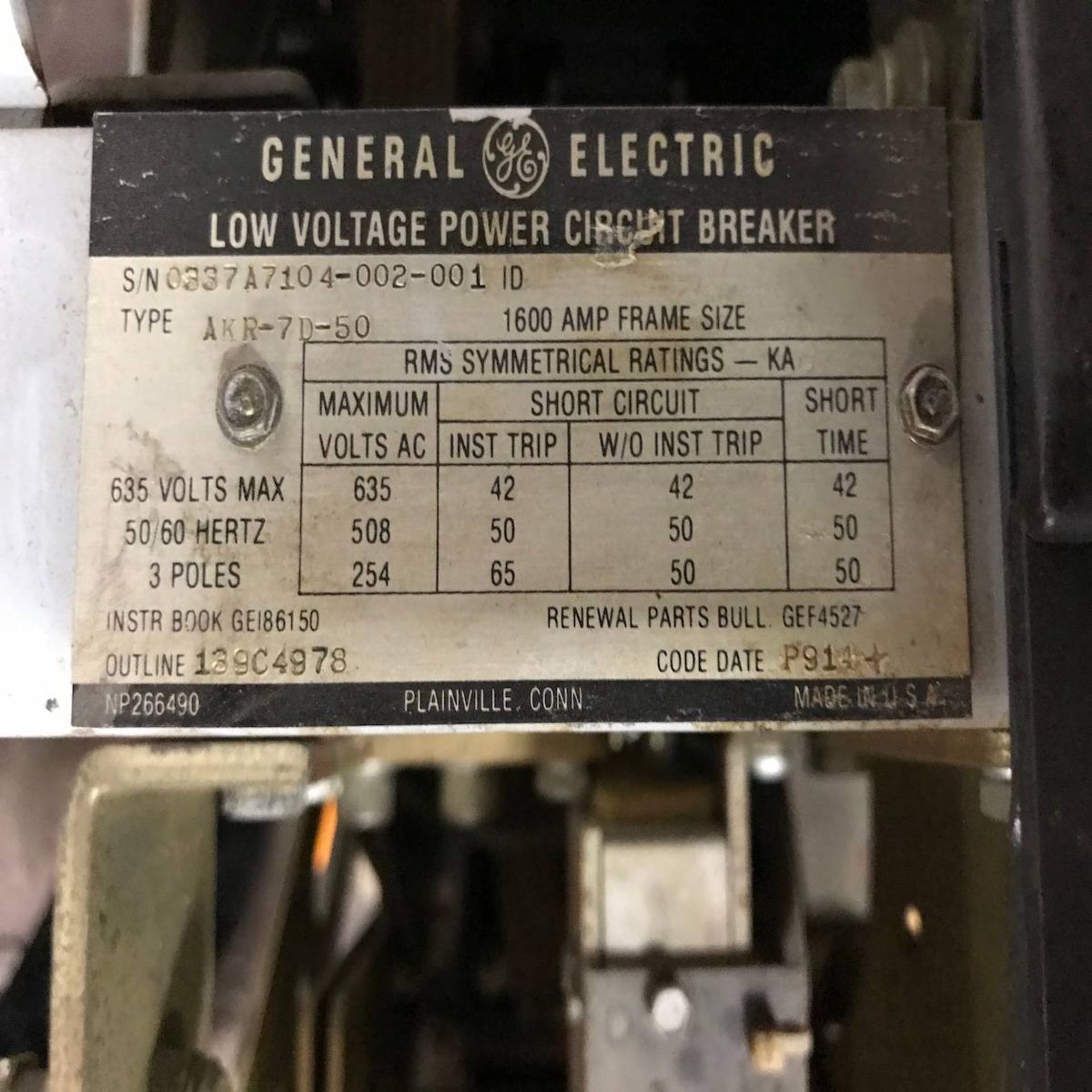 General Electric AKR-7D-75 Low Voltage Power Circuit Breaker - Image 2 of 5