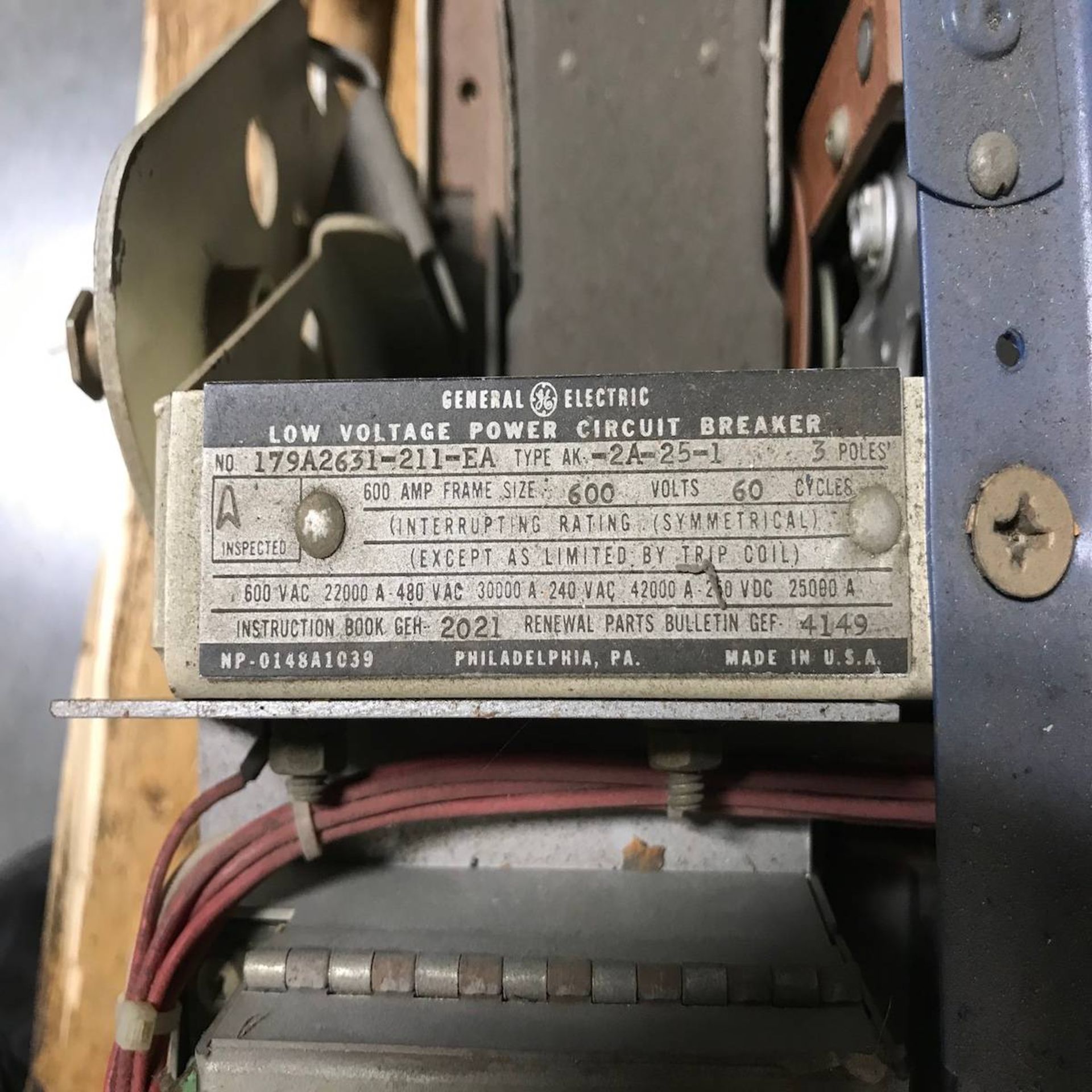 General Electric AK-2A-25-1 Low Voltage Power Circuit Breaker - Image 2 of 5