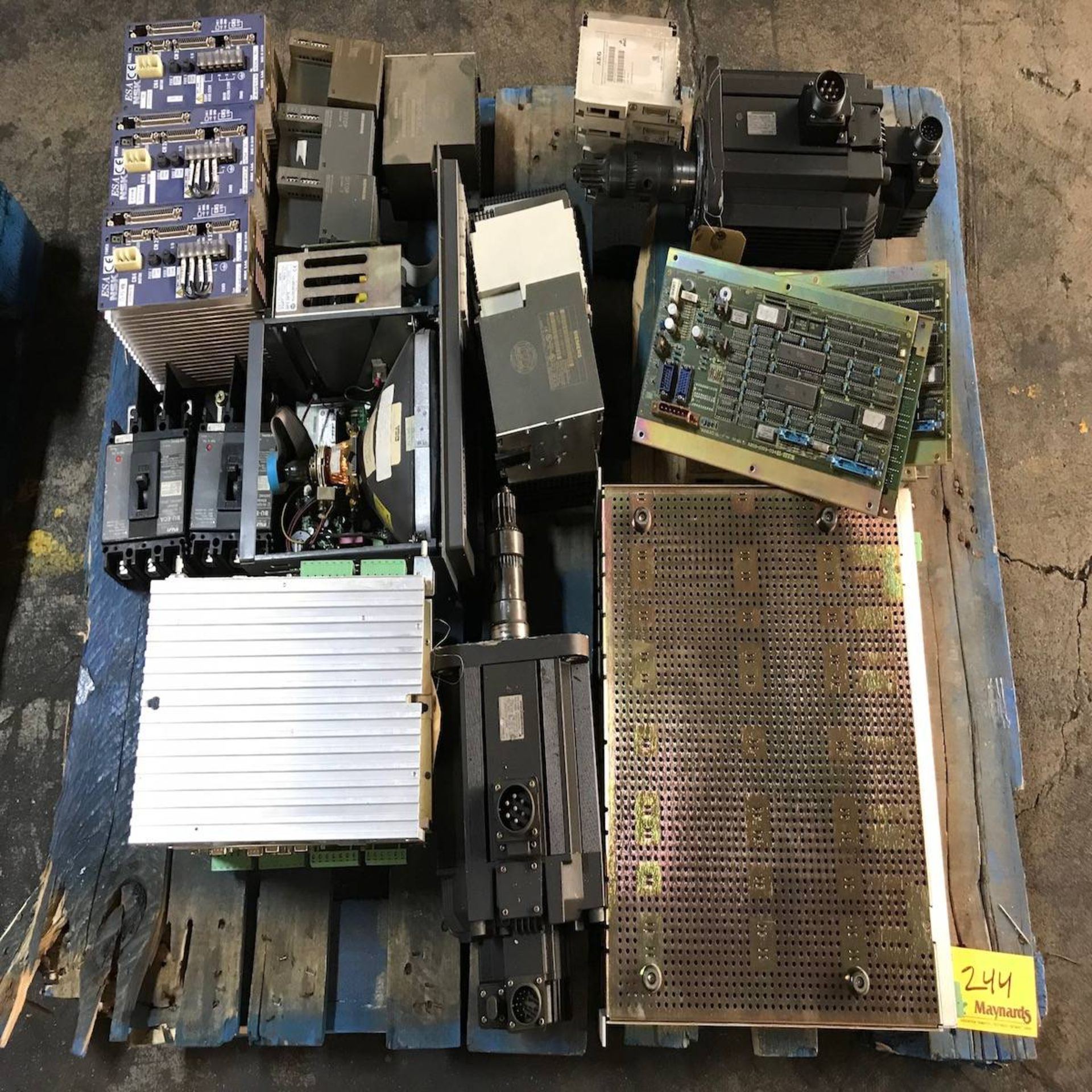 (1) Pallet of Mixed Electronic Components