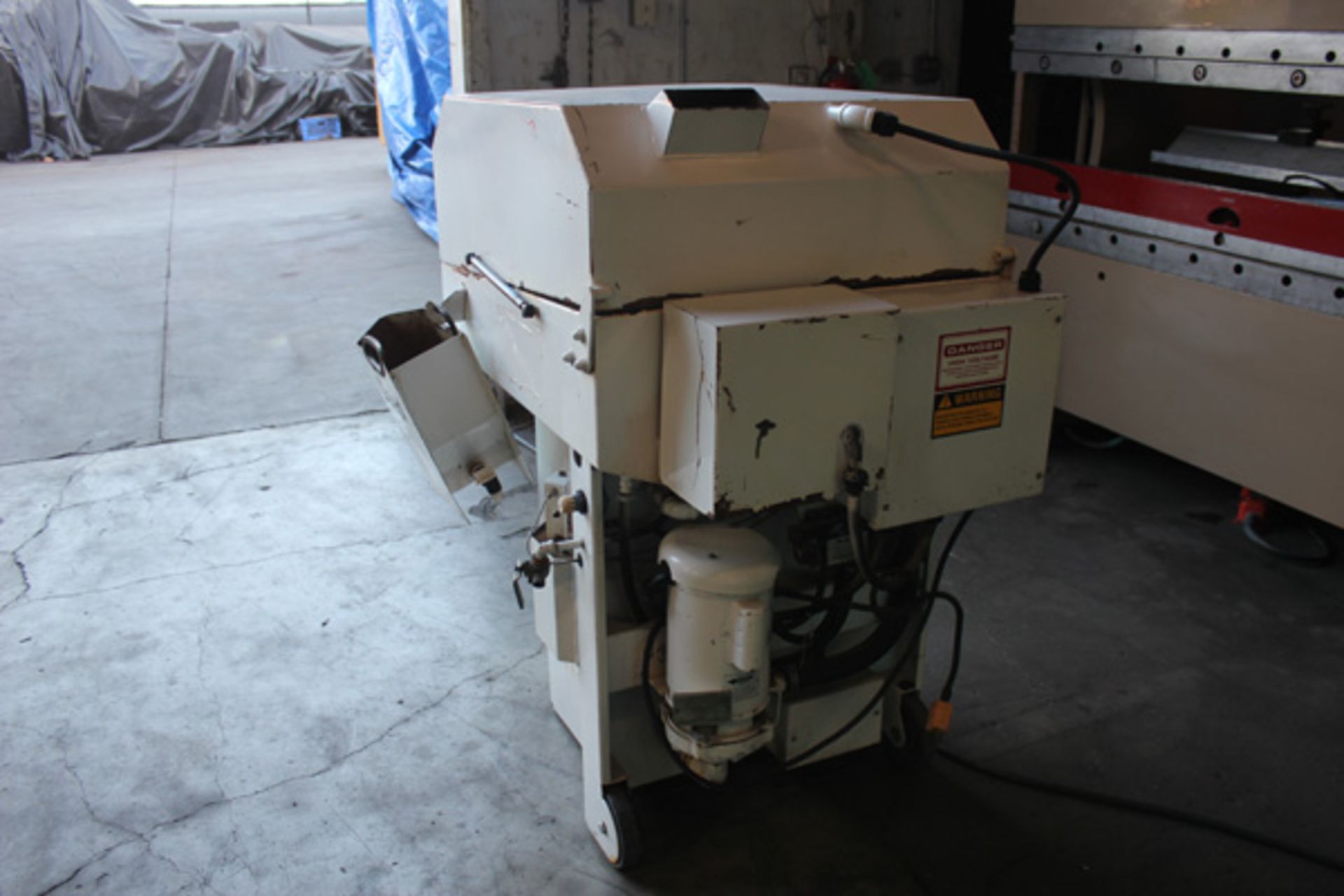 2002 Cuda Heated Top Loading Industrial Parts Washer | 22" x 16", Located In: Huntington Park, - Image 3 of 6