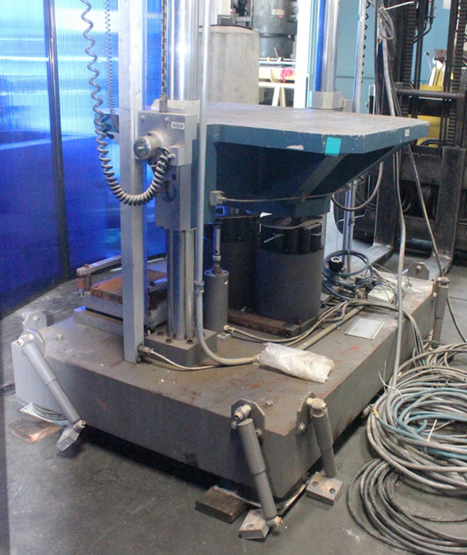 Lansmont Shock Drop Free Fall Seismic Base Test System | 37" x 45" 1,000G, Located In: Huntington - Image 8 of 15