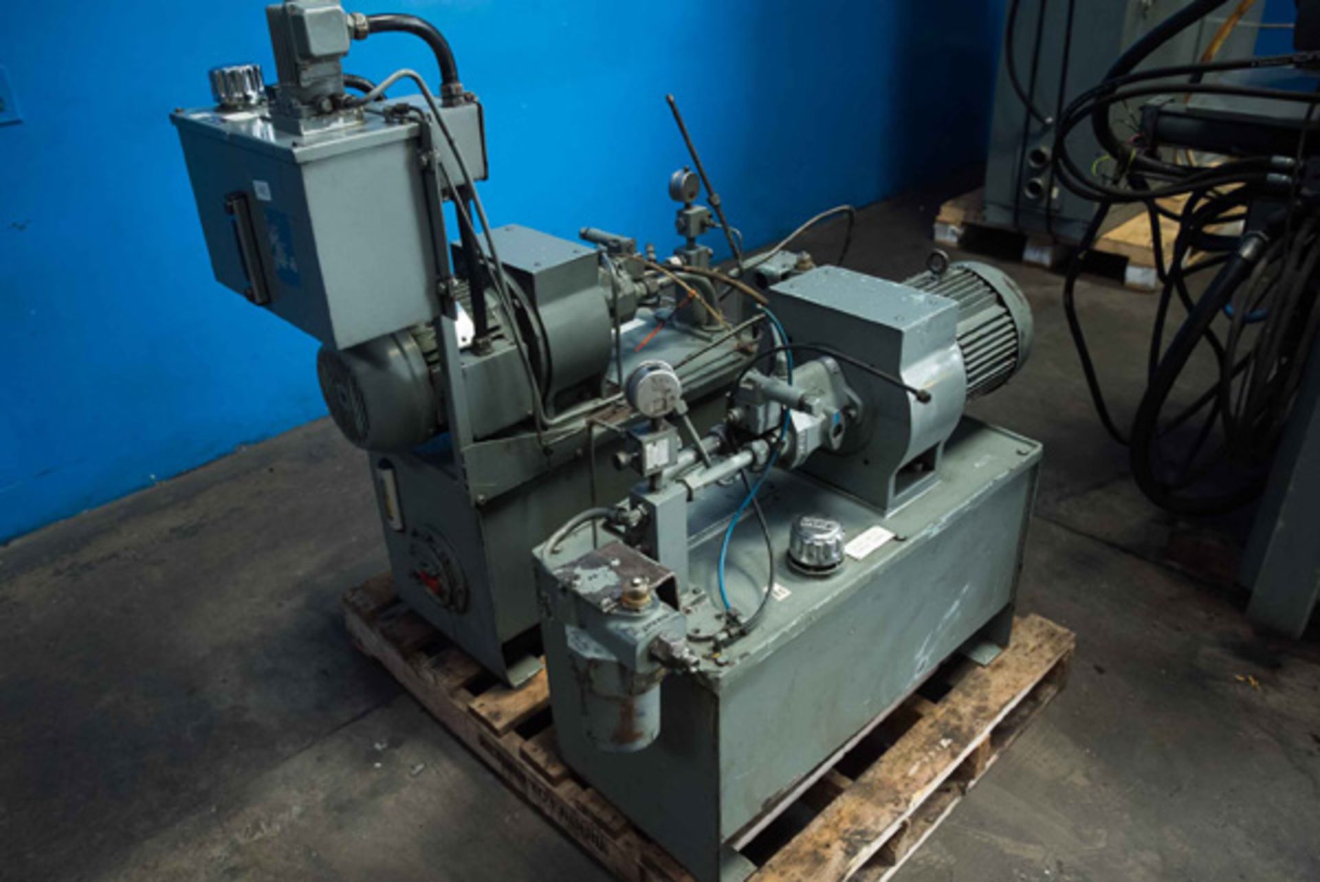 Giddings & Lewis Endomatic Double End, Milling Facing and Centering Machine | 8" x 24" - 66", - Image 7 of 29