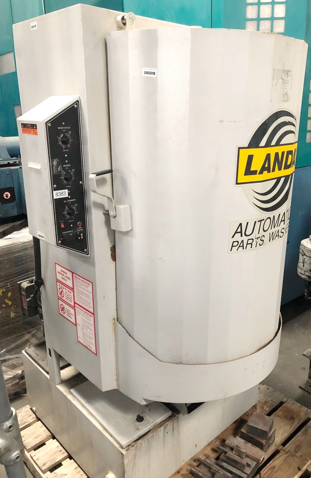 2009 Landa Front Loading Heated Parts Washer | 28" x 40", Located In: Huntington Park, CA - 8383HP