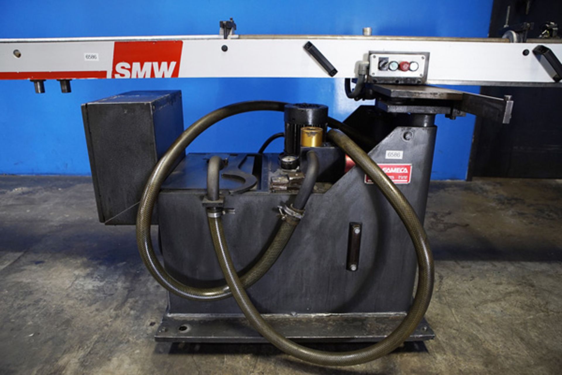 SMW Omnibar Bar Feeder | 12', Located In: Huntington Park, CA - 6586C - Image 6 of 8