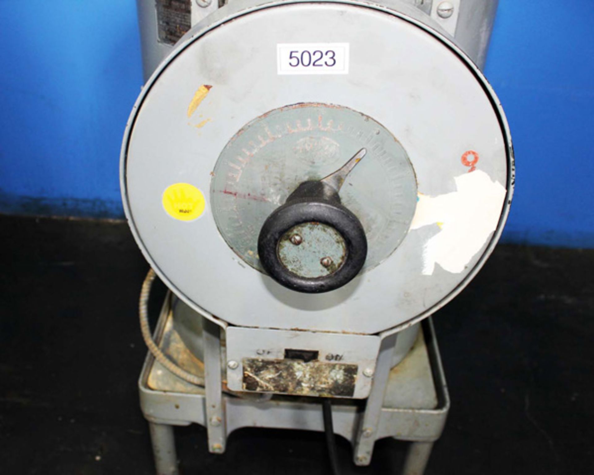 International Centrifuge | 1 Litre, Located In: Huntington Park, CA - 5023 - Image 4 of 4