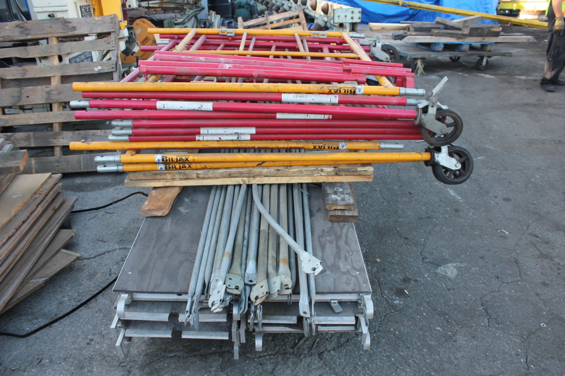 (1) Pallet Of Bill-Jax Scaffolding, Located In: Huntington Park, CA - Image 5 of 6