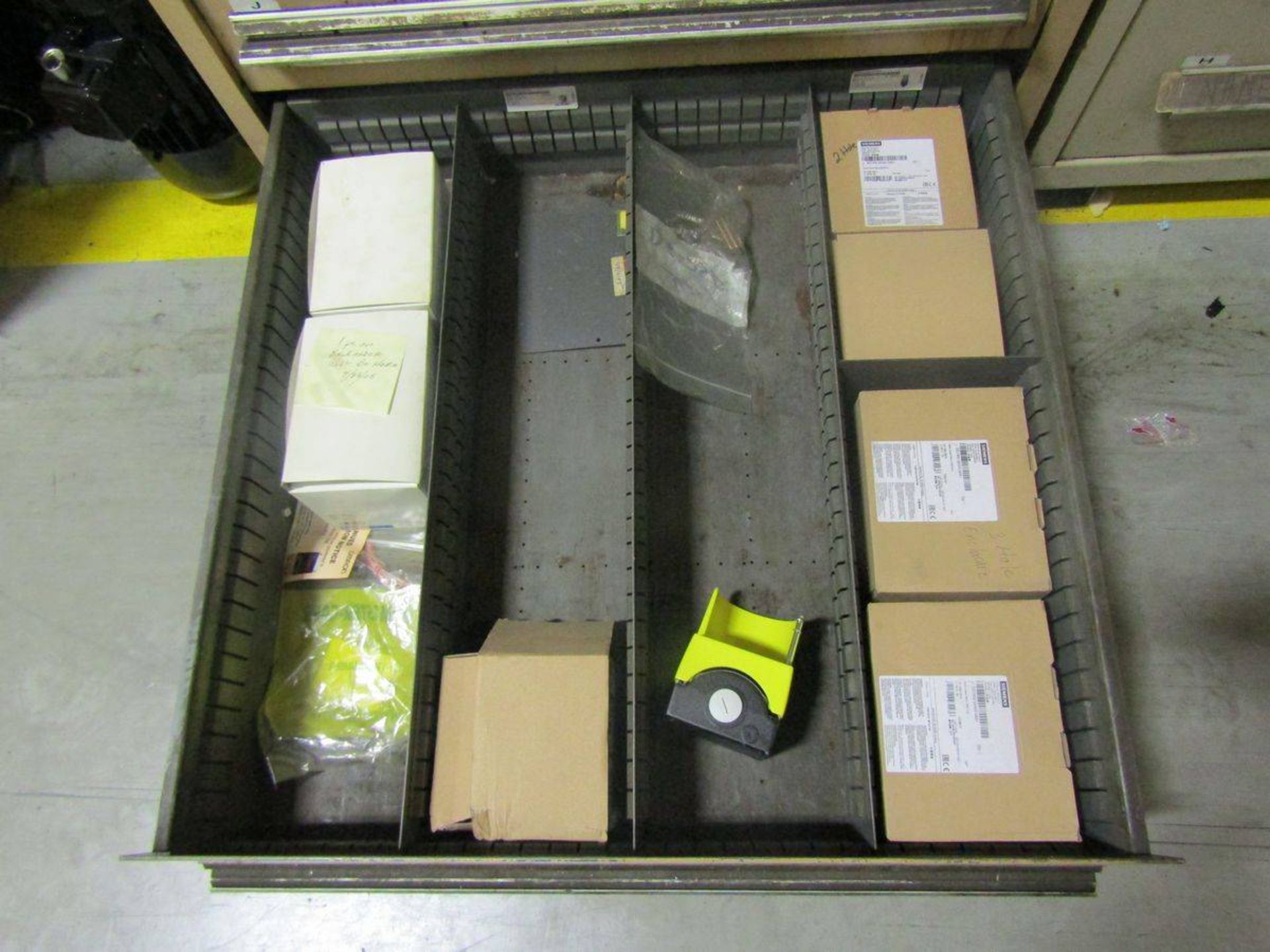 Stanley Vidmar 11-Drawer Heavy Duty Parts Cabinet - Image 11 of 11