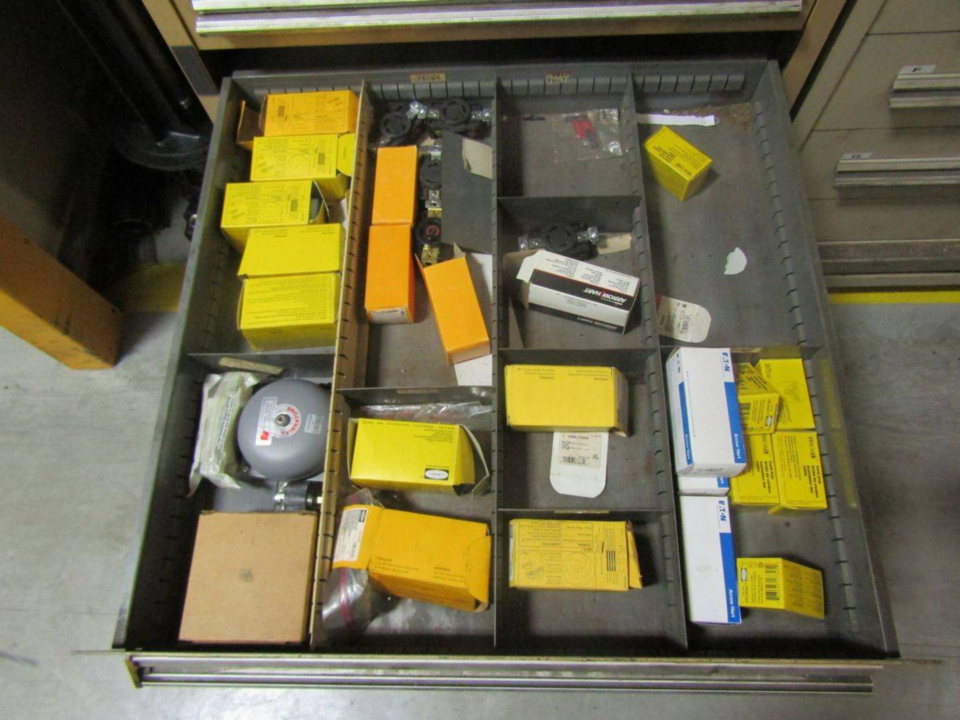 Stanley Vidmar 11-Drawer Heavy Duty Parts Cabinet - Image 9 of 11