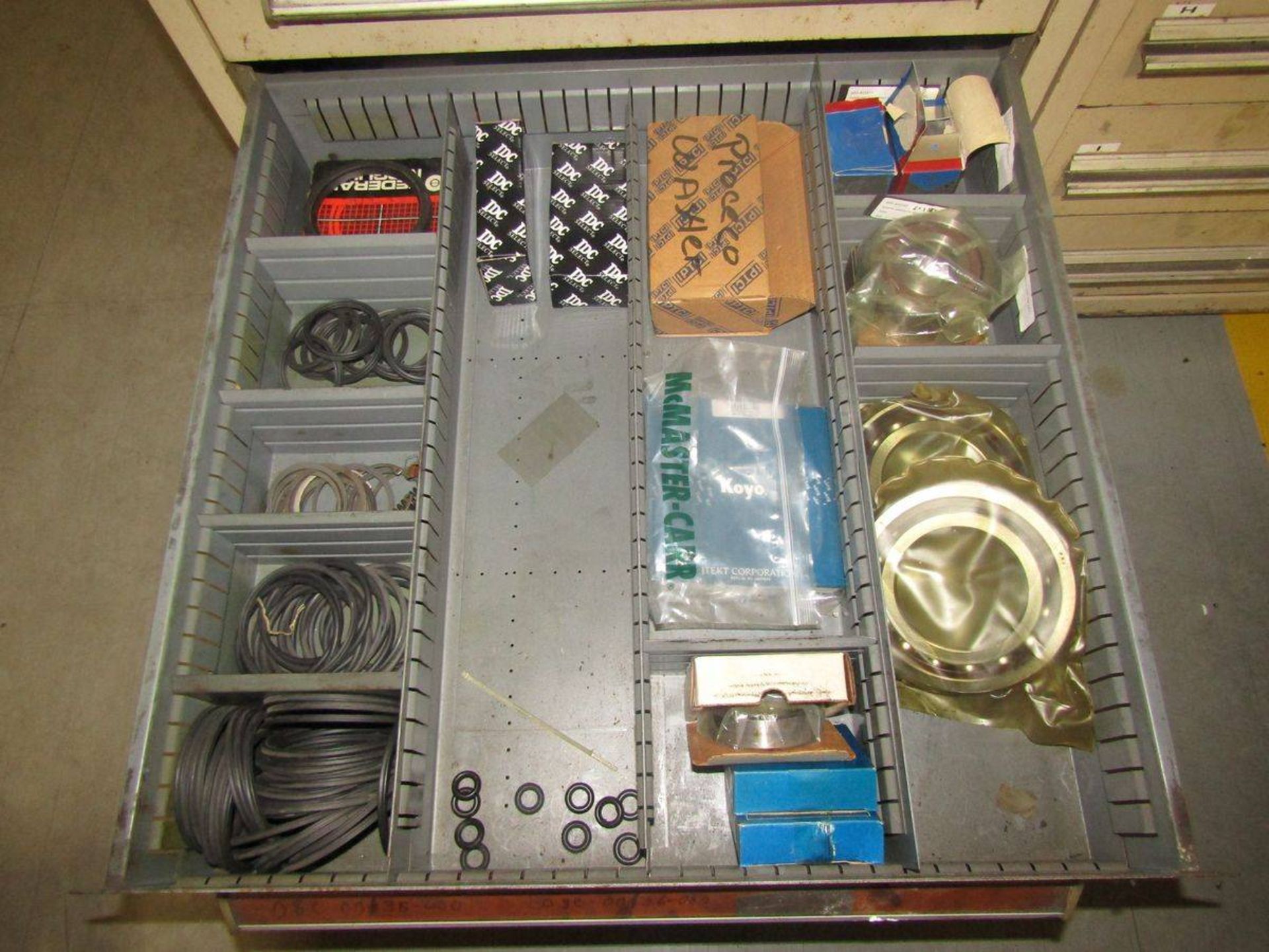 Stanley Vidmar 8-Drawer Heavy Duty Parts Cabinet - Image 8 of 9