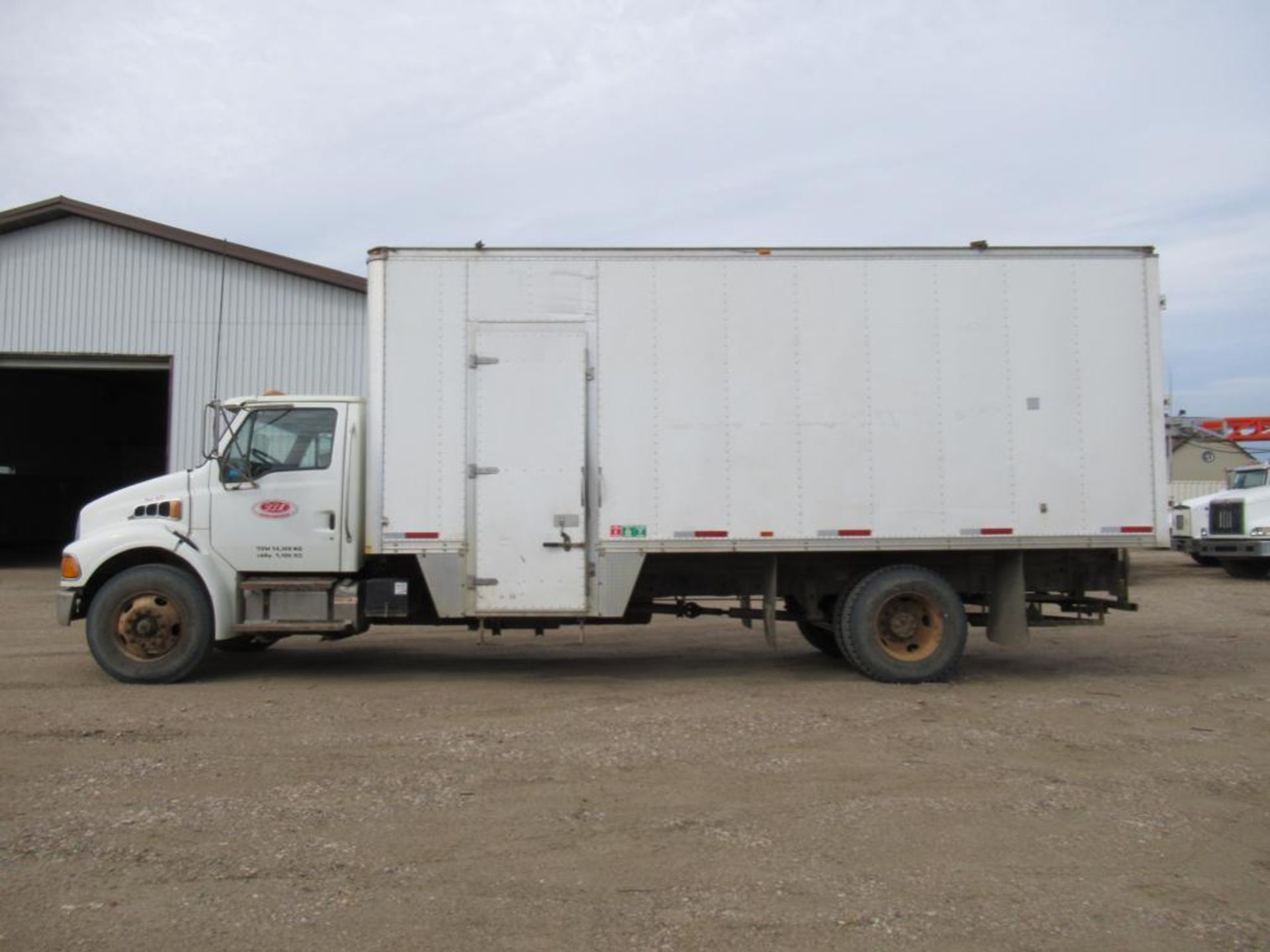 2006 STERLING ACTERRA DRW STEAMER TRUCK - Image 2 of 20