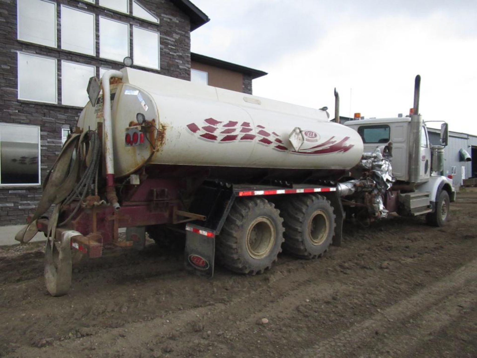 2009 WESTERN STAR 4900 TANDEM PRESSURE TRUCK - Image 6 of 16