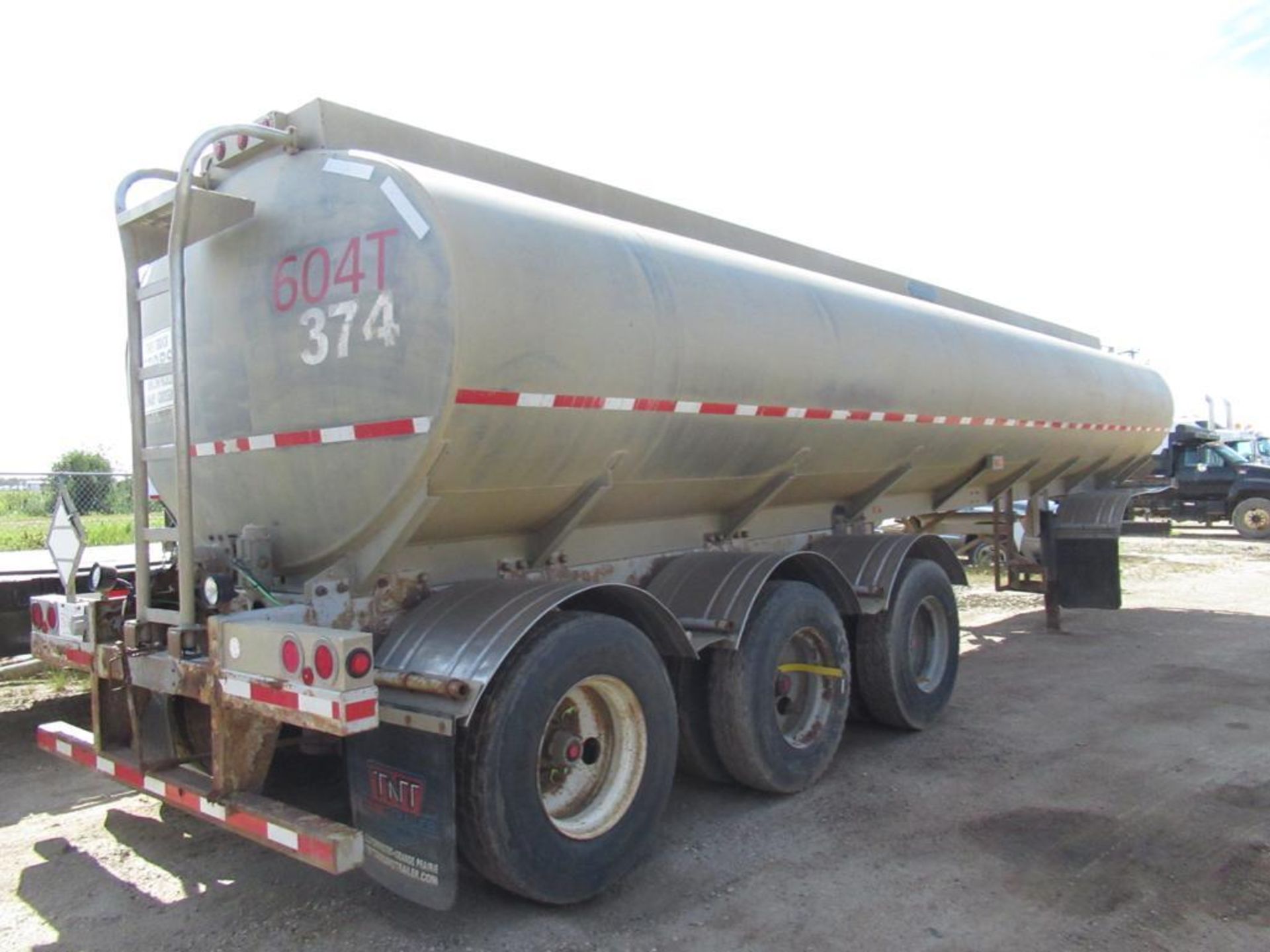 2008 ADVANCE DUNTE TRA/REM TRIAXLE OIL HAULER TRAILER - Image 4 of 11