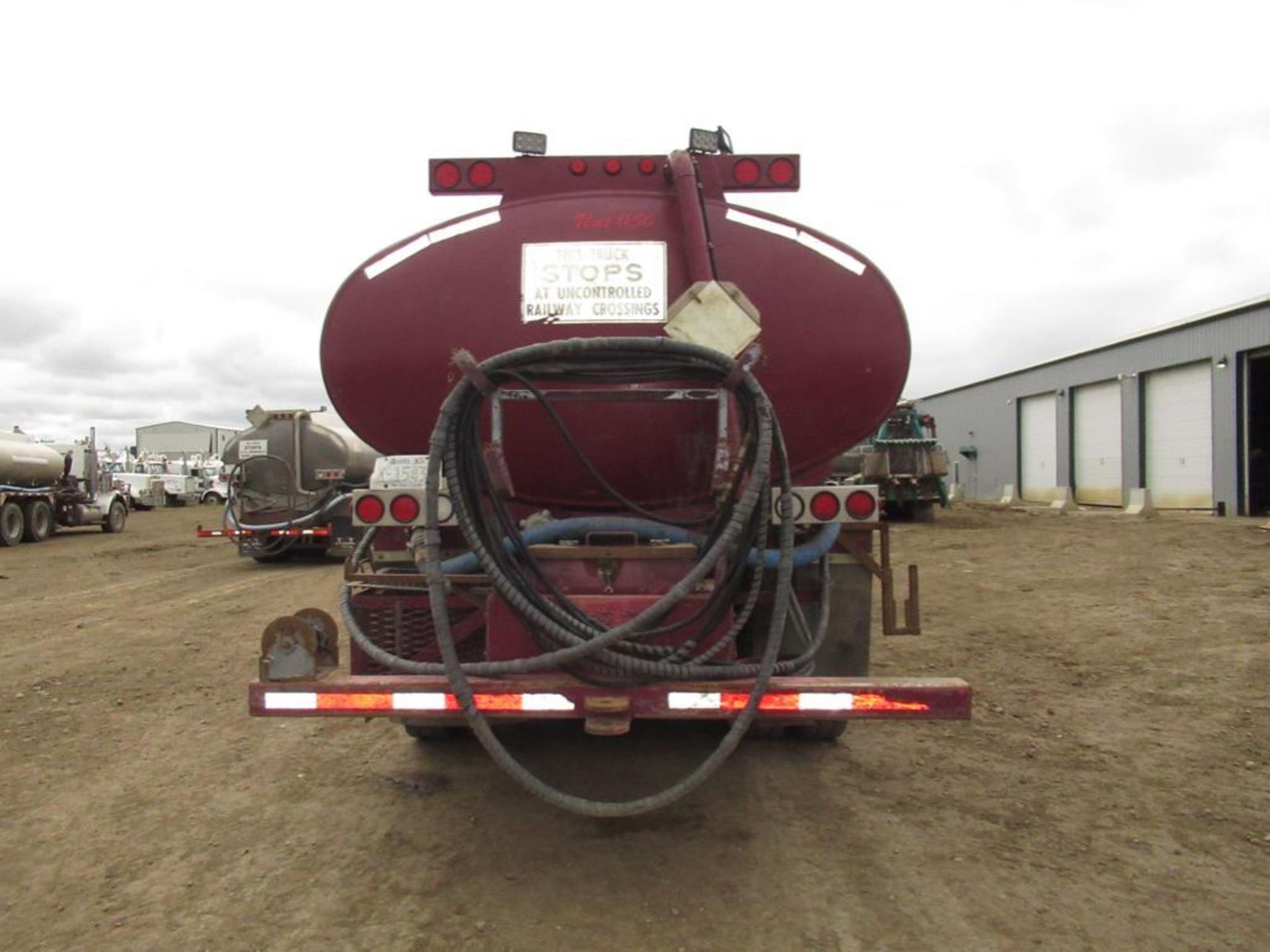 2012 KENWORTH T800 TANDEM PRESSURE TRUCK - Image 7 of 16