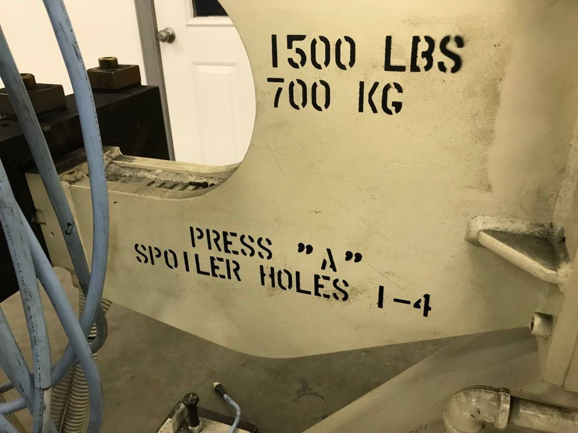 BTM (3) 1500 lbs. 700 KG, Hydraulic Spoiler Holes Press - Image 4 of 16