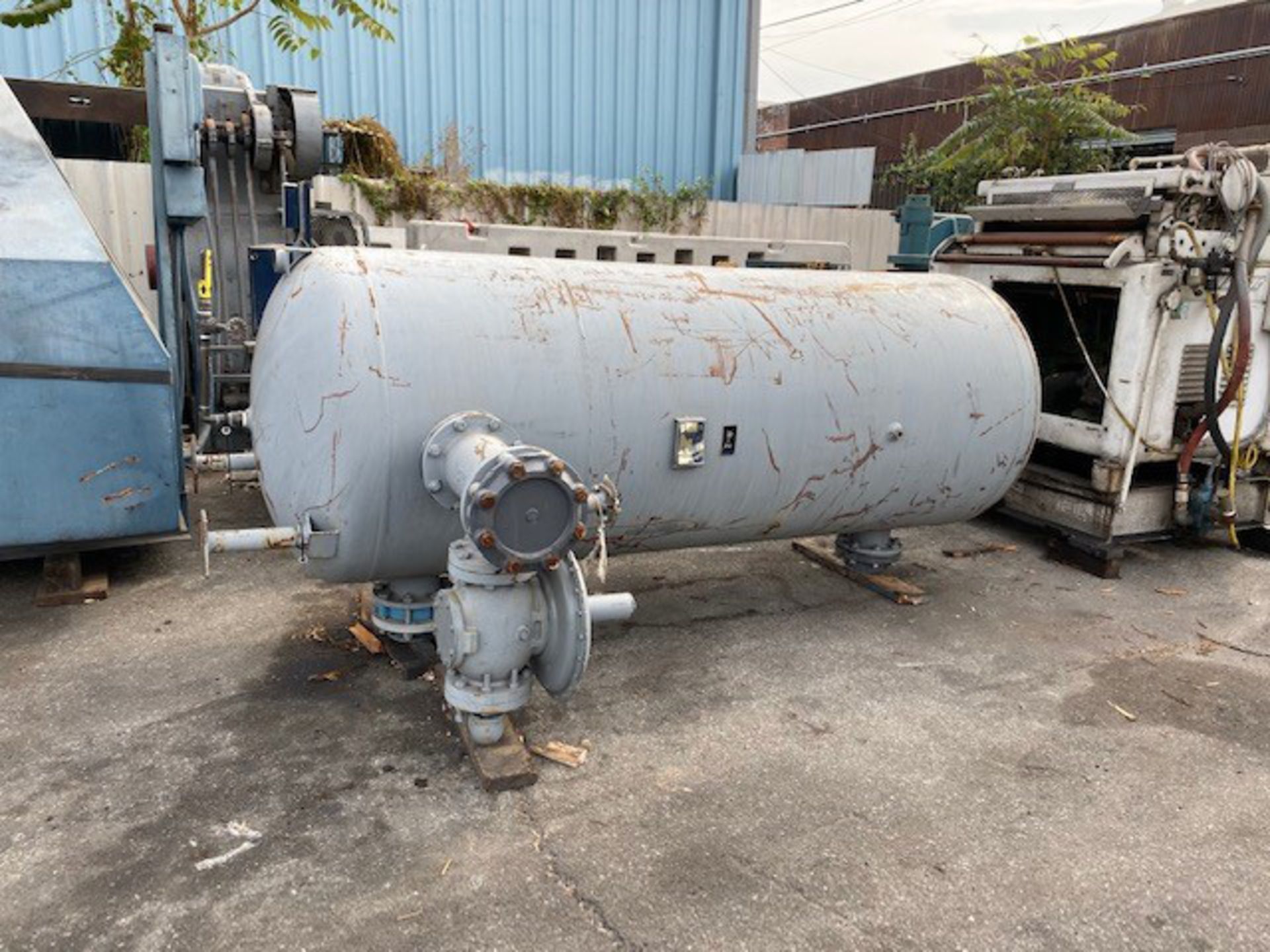 Ace Buehler Inc. Air Tank, 670 Gallon, Model #: PRO 420 8U670, S/N 65209, 200 Deg F
