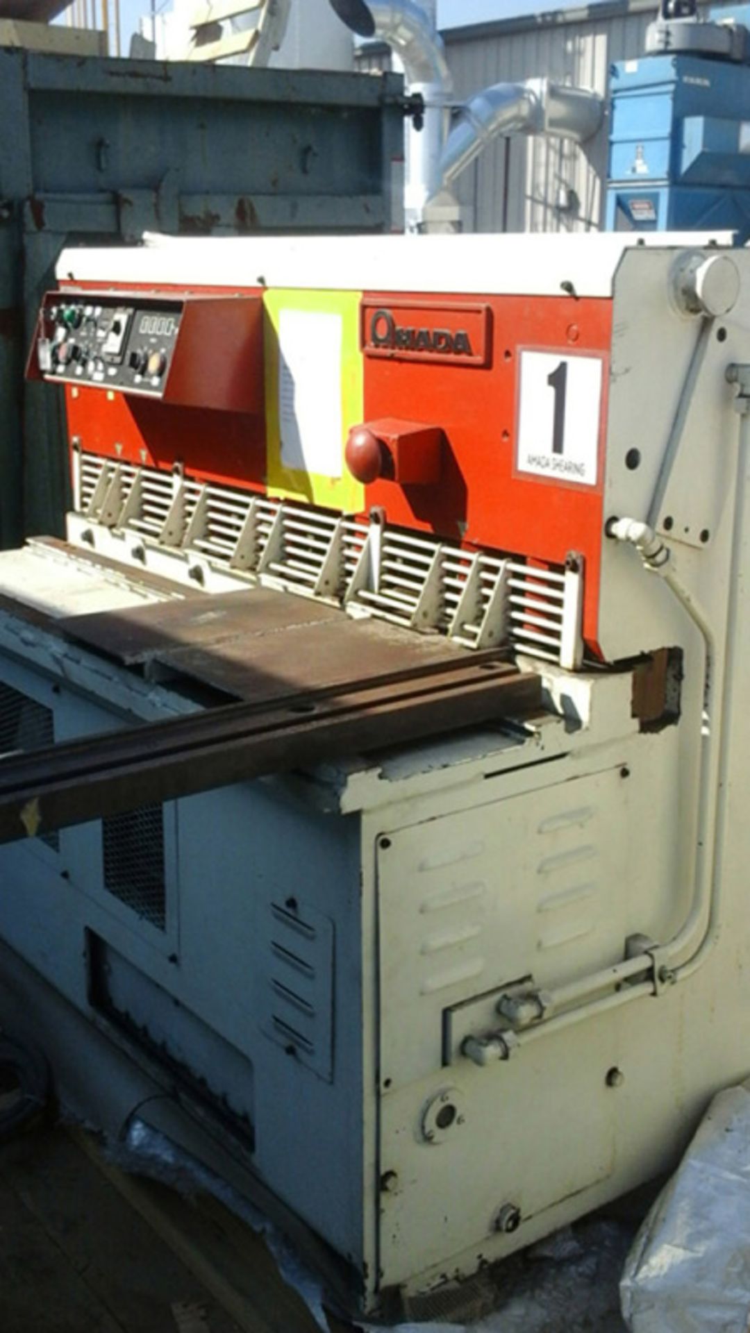 1984 Amada Hydraulic Power Shear | 10 Ga. x 4', Mdl: S-1232, S/N: 12321431 - 6995P - Image 4 of 6