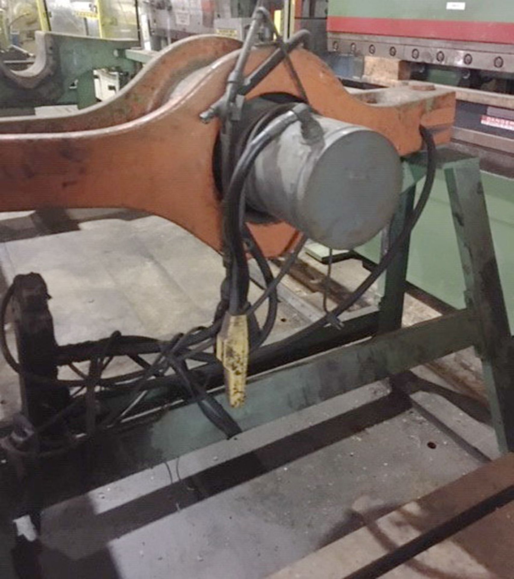 Rodgers Hydraulic Horizontal Wheel Press | 200-Ton x 144" , Mdl: F200/4/D-1, S/N: F200-1097 - 6630P - Image 4 of 9