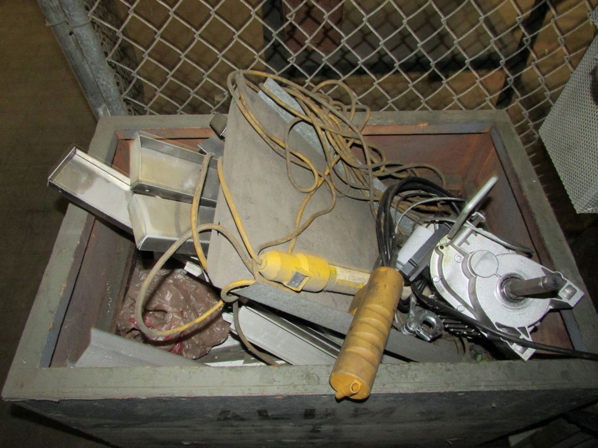 Remaining Contents of Return Cage and Prep Room, To Include Assorted Copper Pipe, PVC Pipe, Lockers, - Image 14 of 15