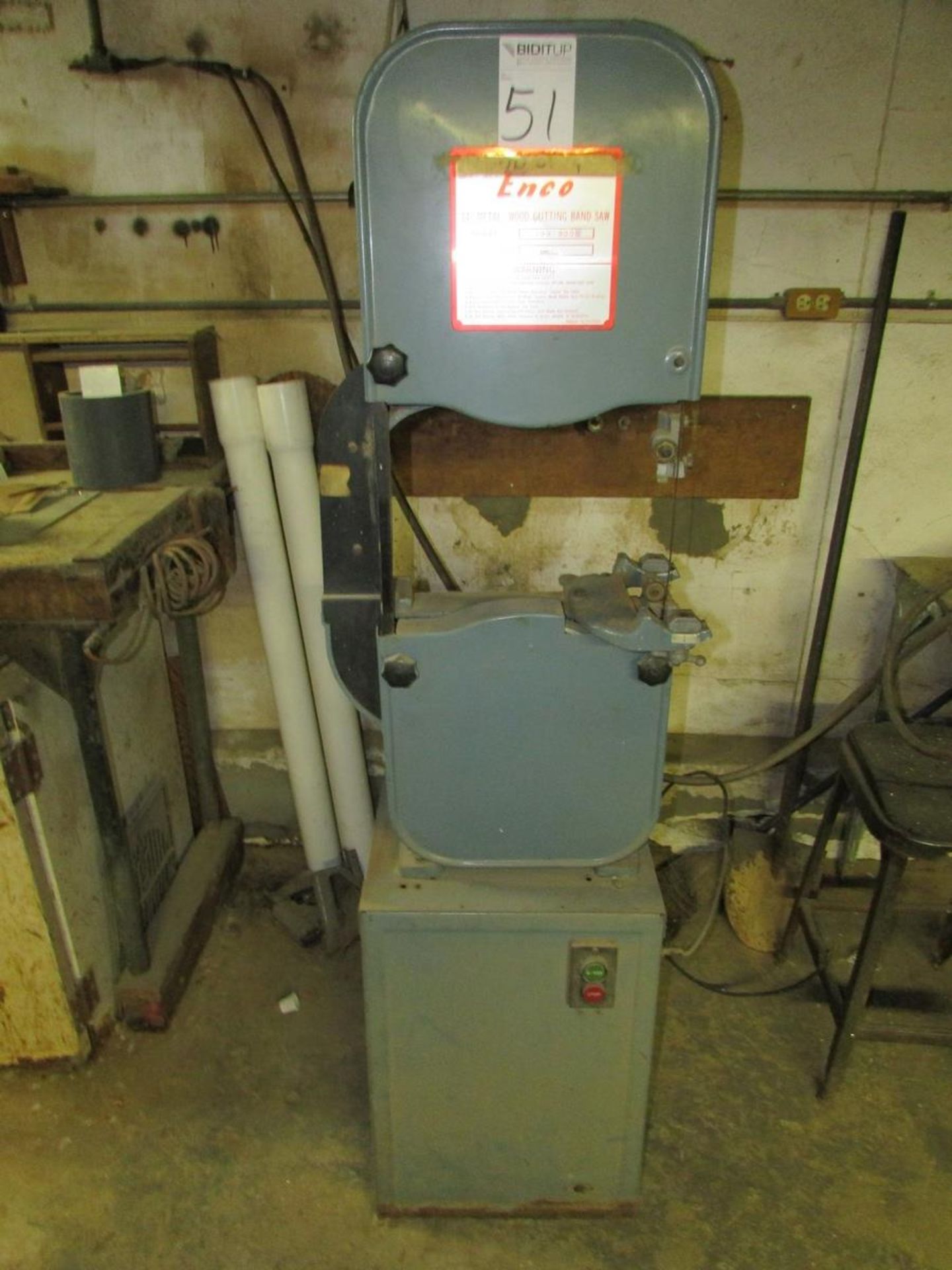 Enco 199-9005 Vertical Bandsaw, 14" Throat, No Table, Variable Band Speed, 115V, S/N: 0060044