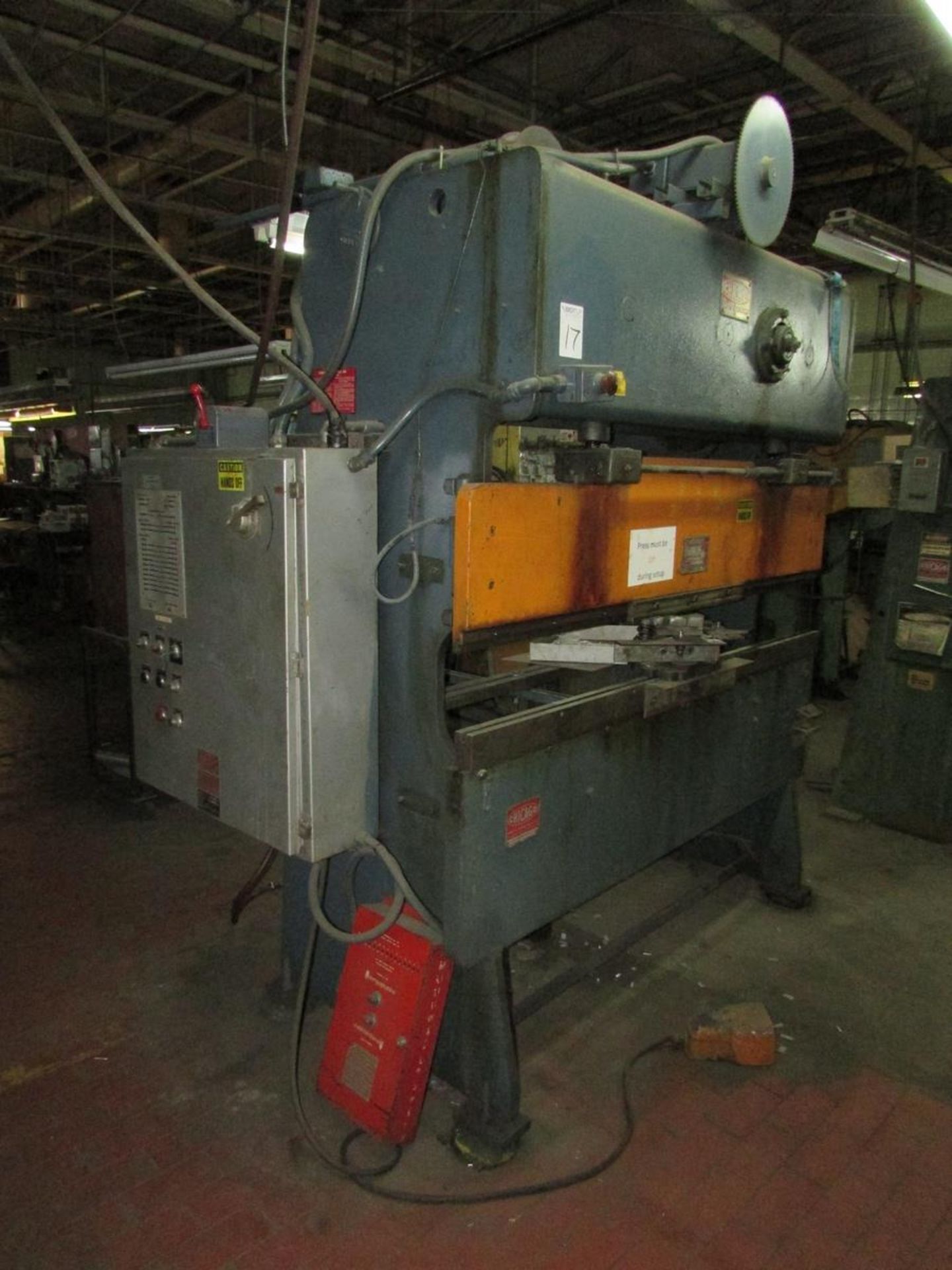 Chicago Dreis & Krump 265 25 Ton Capacity 6' Mechanical Press Brake, 62" Between Housings, 2"