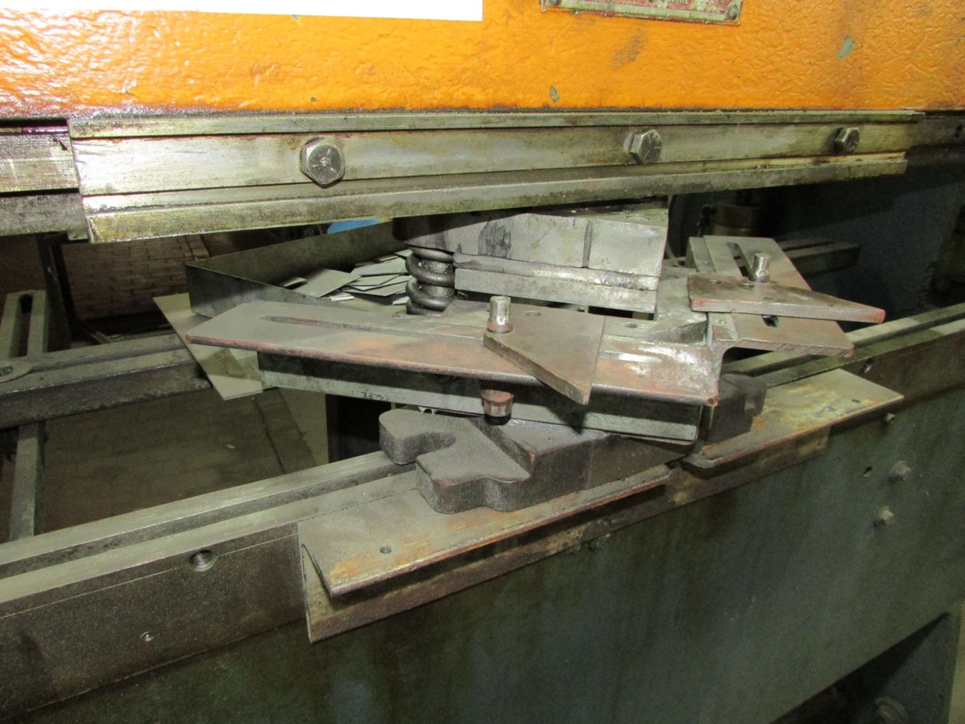 Chicago Dreis & Krump 265 25 Ton Capacity 6' Mechanical Press Brake, 62" Between Housings, 2" - Image 7 of 22