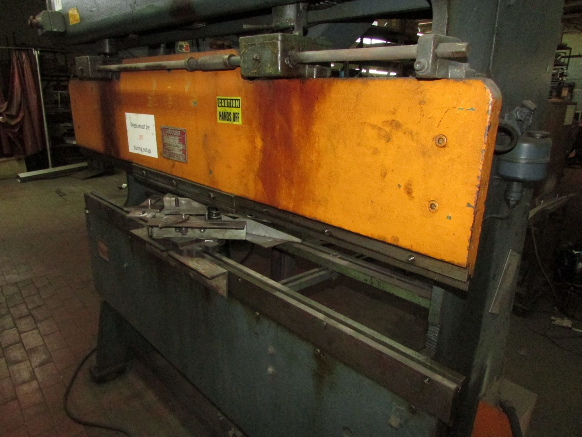 Chicago Dreis & Krump 265 25 Ton Capacity 6' Mechanical Press Brake, 62" Between Housings, 2" - Image 4 of 22