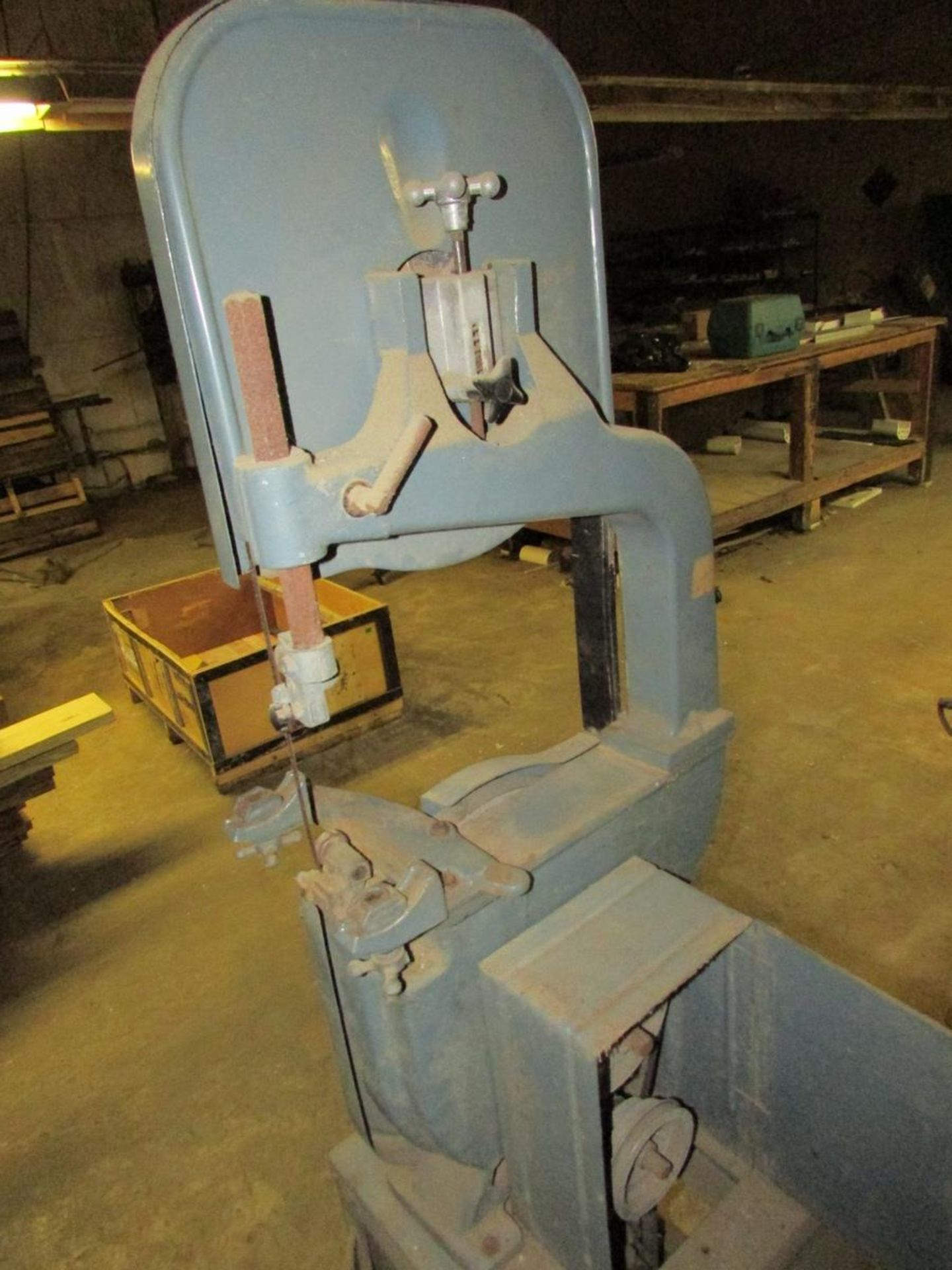 Enco 199-9005 Vertical Bandsaw, 14" Throat, No Table, Variable Band Speed, 115V, S/N: 0060044 - Image 5 of 8