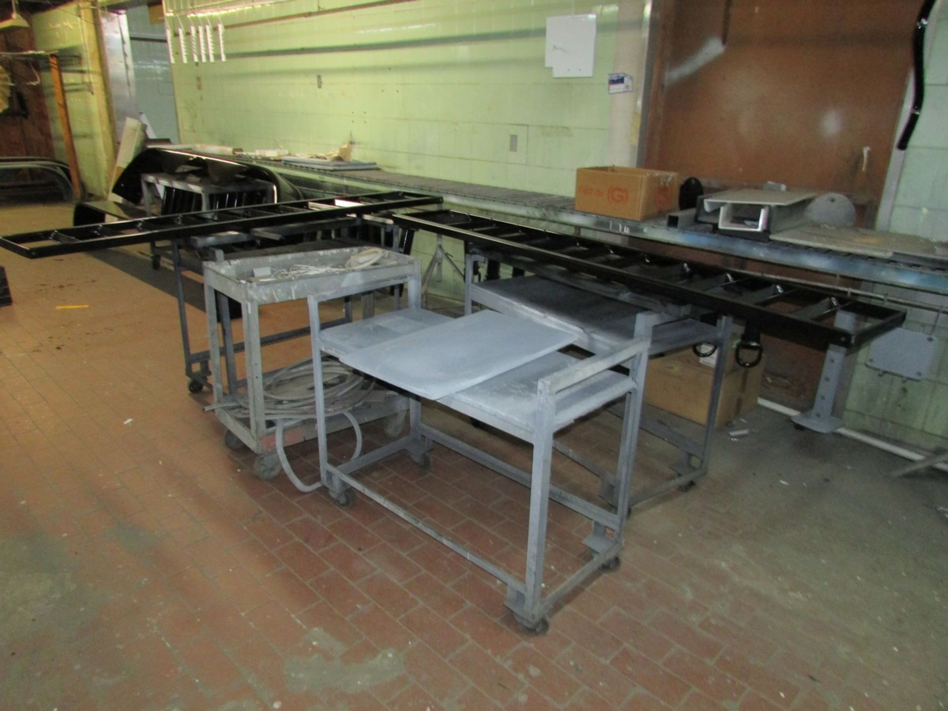 Remaining Equipment of Paintshop, To Include 10'x12'x7' Paint booth with Dwyer 25 Manometer, HVLP - Image 14 of 20