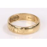 9 carat gold ring, 3.1 grams