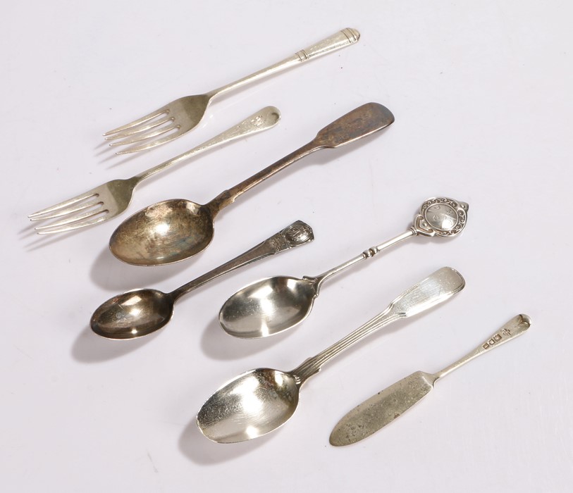 Silver, various dates and makers, to include dessert forks, teaspoons etc. 3.9oz