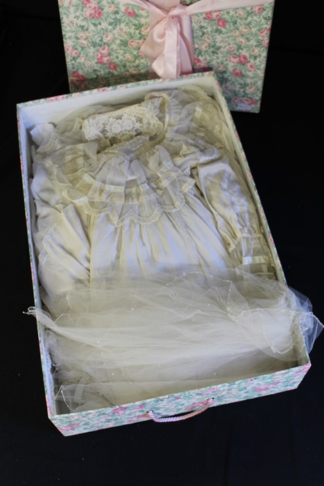 Victorian wedding dress, with pearl effect buttons and lace neckline, together with veil - Image 2 of 2