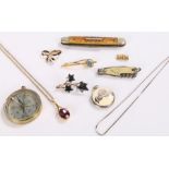 Mixed objects, to include brooches, a compass, a pendant necklace, knife, etc, (qty)