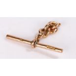 9 carat gold pocket watch T bar, with a chin link section, 4.9 grams