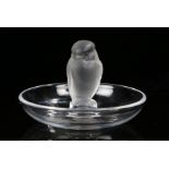 Lalique Rapace cendrier, with central depiction of a bird of prey, moulded in clear and frosted