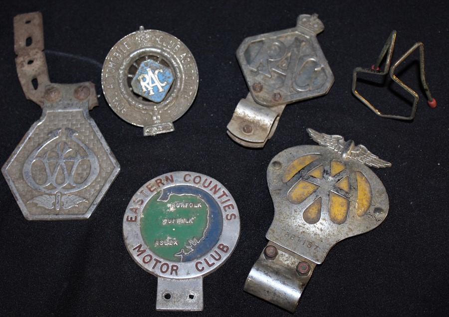 Mid 20th Century car badges, to include AA, Eastern Counties Motor Club, RAC (5)