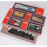 Lima 205120 MWG locomotive, engine number 42700, five wagons, all housed in original boxes (6)