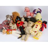 Stuffed teddy bears and toys, to include Forge wheat flakes Sunny Jim toy, bears, dogs etc. (qty)