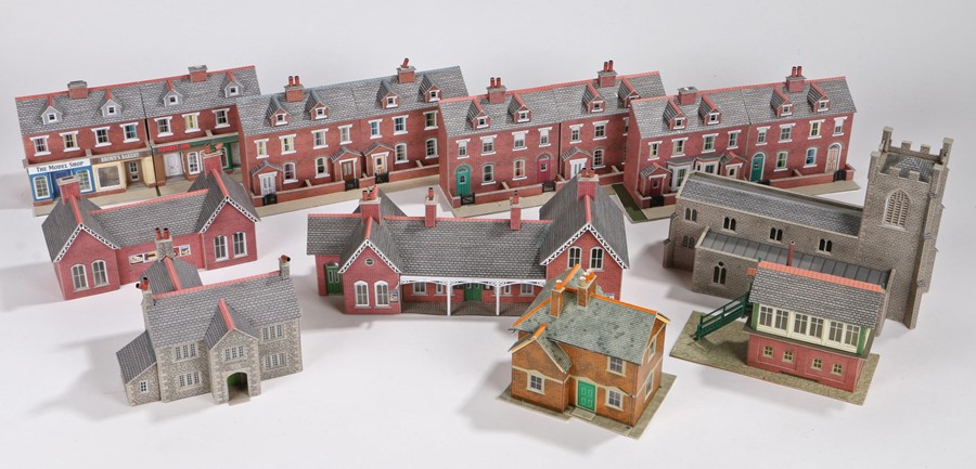 Railway/village model buildings, stations, platforms, terraced houses, trees, buildings etc. (qty)