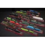 Collection of nineteen model trains, to include the Mallard, Flying Scotsman, Britannia Class