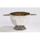 Victorian silver sugar bowl, London 1841, maker Edward, Edward junior, John & William Barnard, of