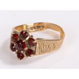 9 carat gold garnet set ring, AF, 2.5 grams