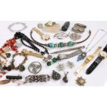 Jewellery, to include chains, bracelets, brooches, watches etc, (qty)