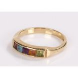 9ct gold ring set with five coloured stones, 3.3g